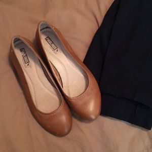 Pikolinos ballet block heels